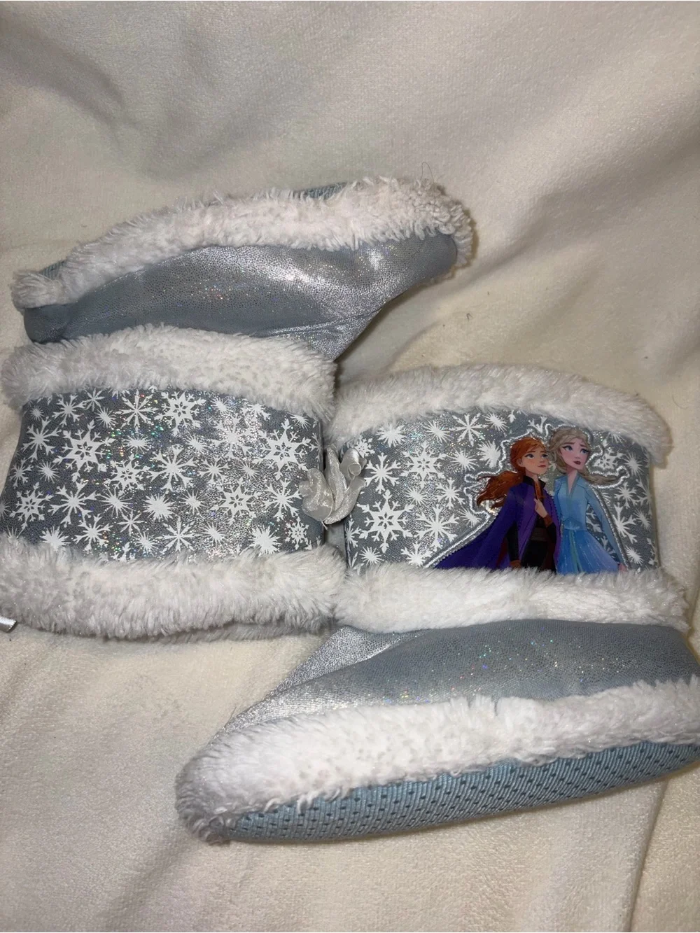 Girls' Silver Snowflake Cozy slippers - Frozen Characters girl size 7/8